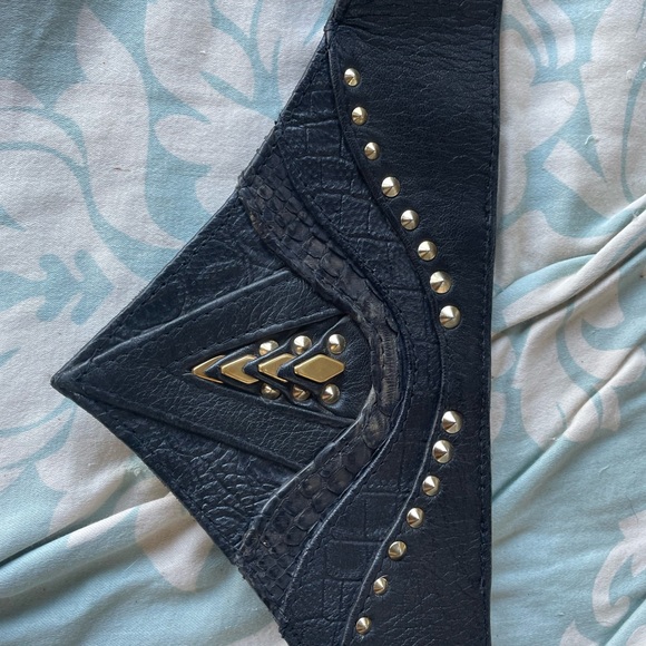 Black Leather Studded Women's festival holster belt - Picture 3 of 3